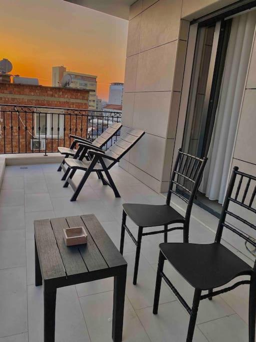 2+1 Apartment - Tirana City Center Bagian luar foto